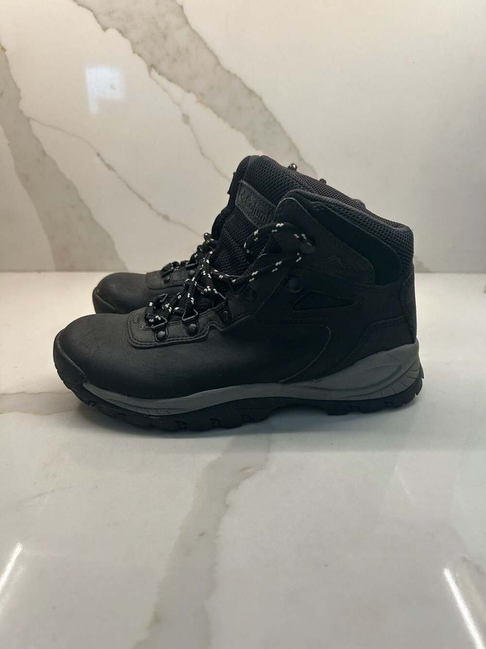 Women's Columbia Newton Ridge Plus